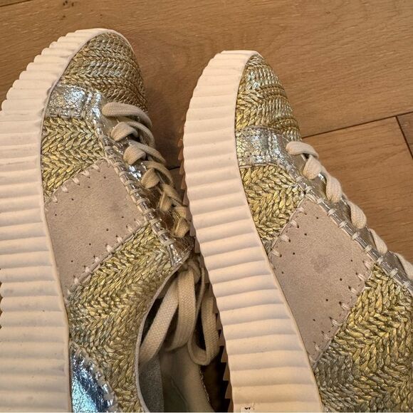 Dolce Vita ‘Dolley’ sneakers - Picture 4 of 8